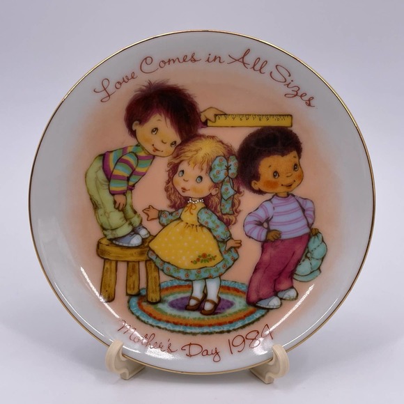 Avon Vintage 1984 Love Comes in All Sizes 5" Mothers Day Plate Collectible Gift - Picture 1 of 11